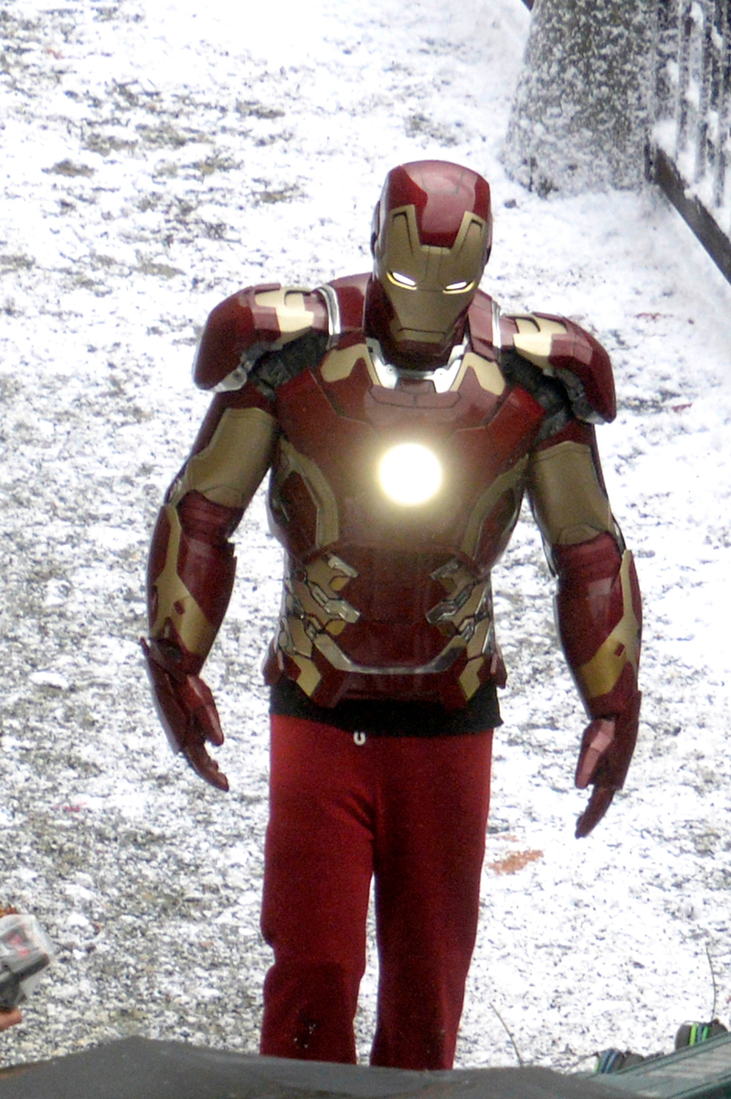 Illustration for article titled Are on set photos ruining movies?
